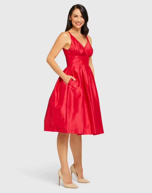 Retrospecd Elizabeth Red 2 Retrospecd Elizabeth Red - Image 2