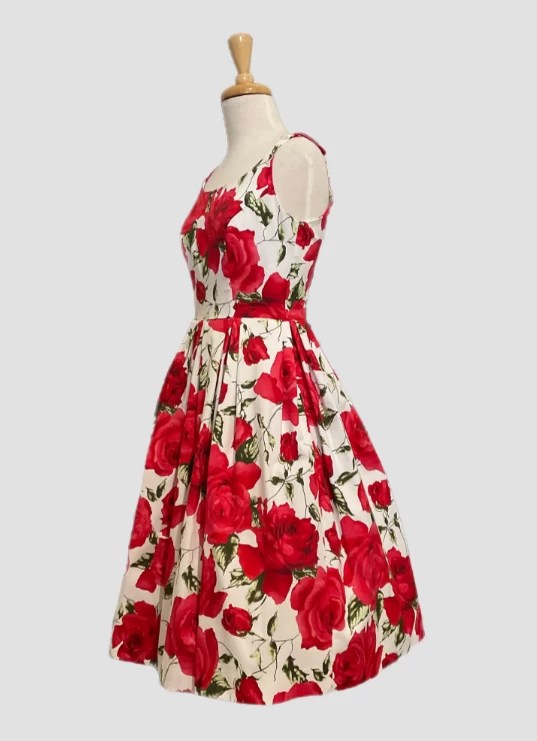 Retrospecd Fifi Windsor Rose 2 Retrospecd Fifi Windsor Rose - Image 2