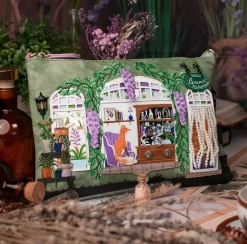 Vendula Botanist Pouch Bag 10 Vendula Botanist Pouch Bag -Chic Shoes Store Pouch3 34de4a92 6690 4165 b242 87ed46553ddf